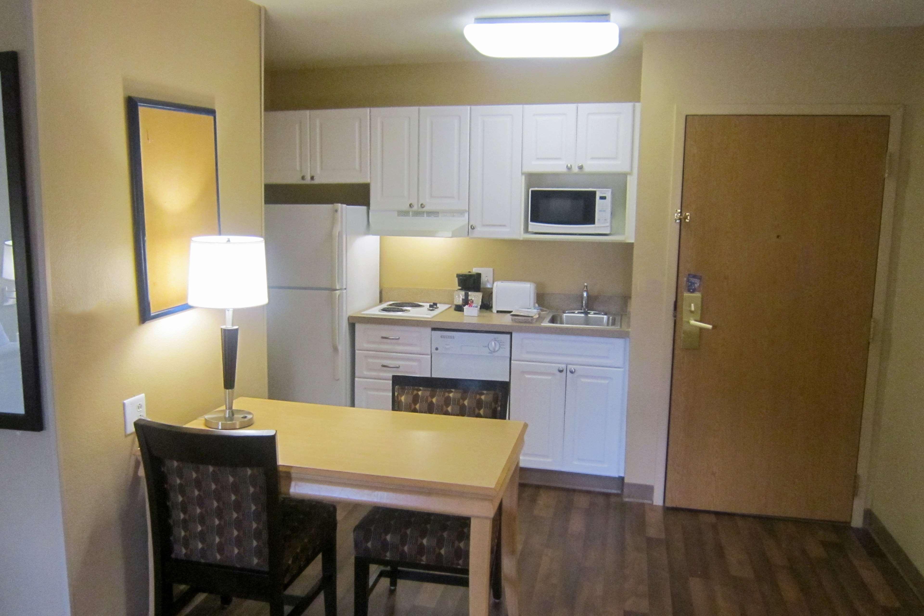 Extended Stay America Suites - Orlando - Convention Center - Universal Blvd Williamsburg Eksteriør billede