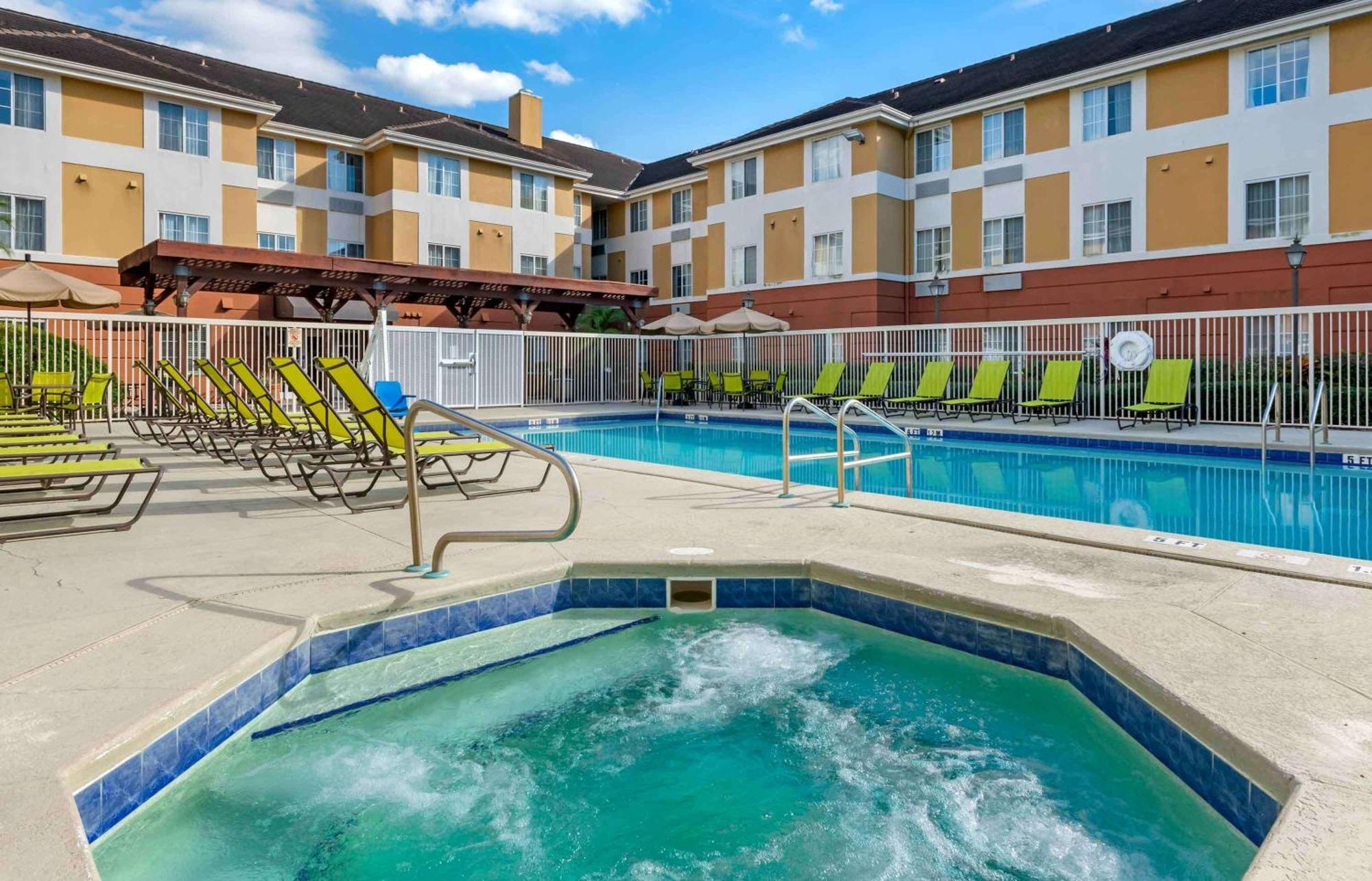 Extended Stay America Suites - Orlando - Convention Center - Universal Blvd Williamsburg Eksteriør billede